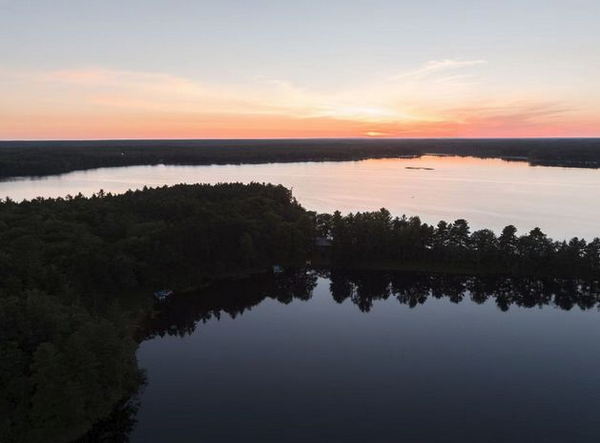 Van Ettan Lake Lodge (Van Etten Lake Lodge) - Loud Island Photo From Drone Pro Media (newer photo)